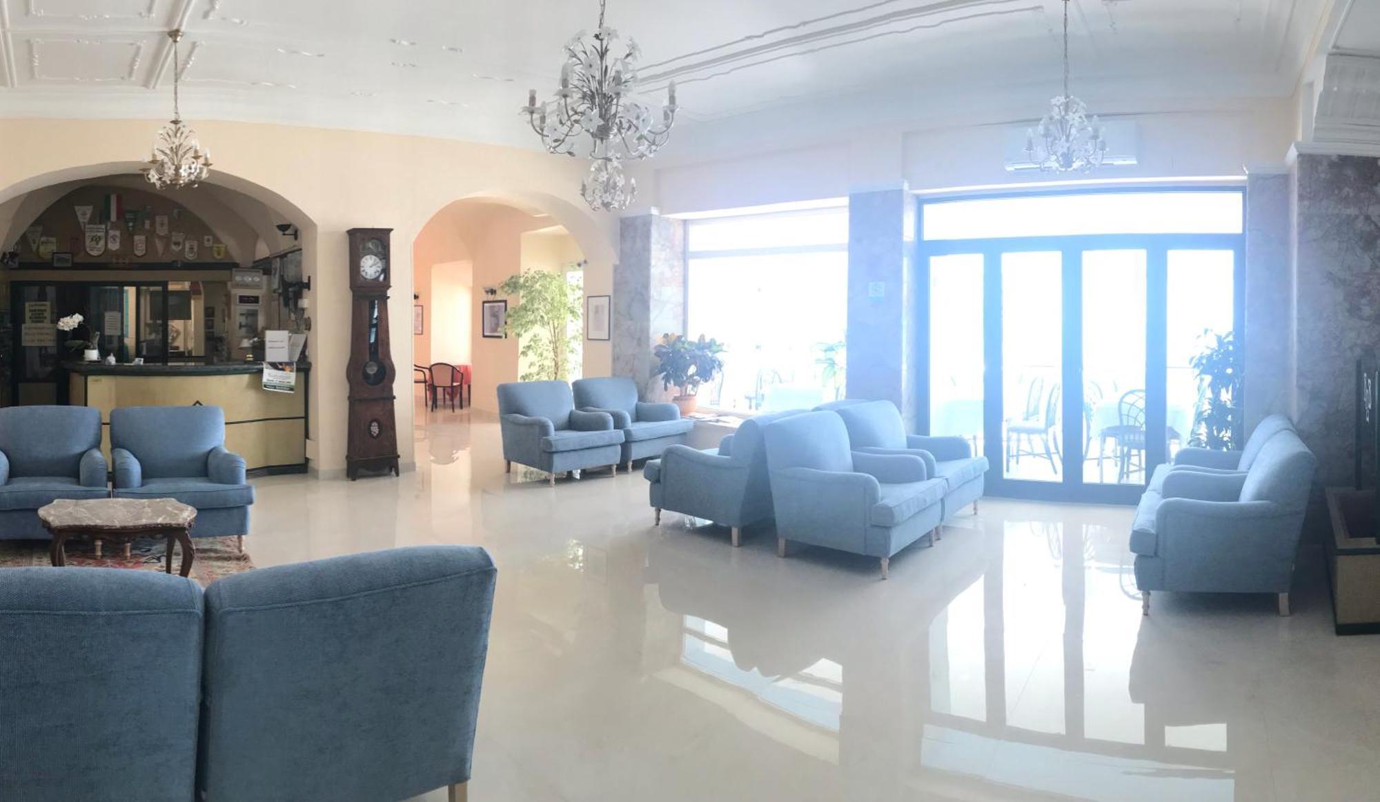 Hotel La Balnearia Alassio Esterno foto