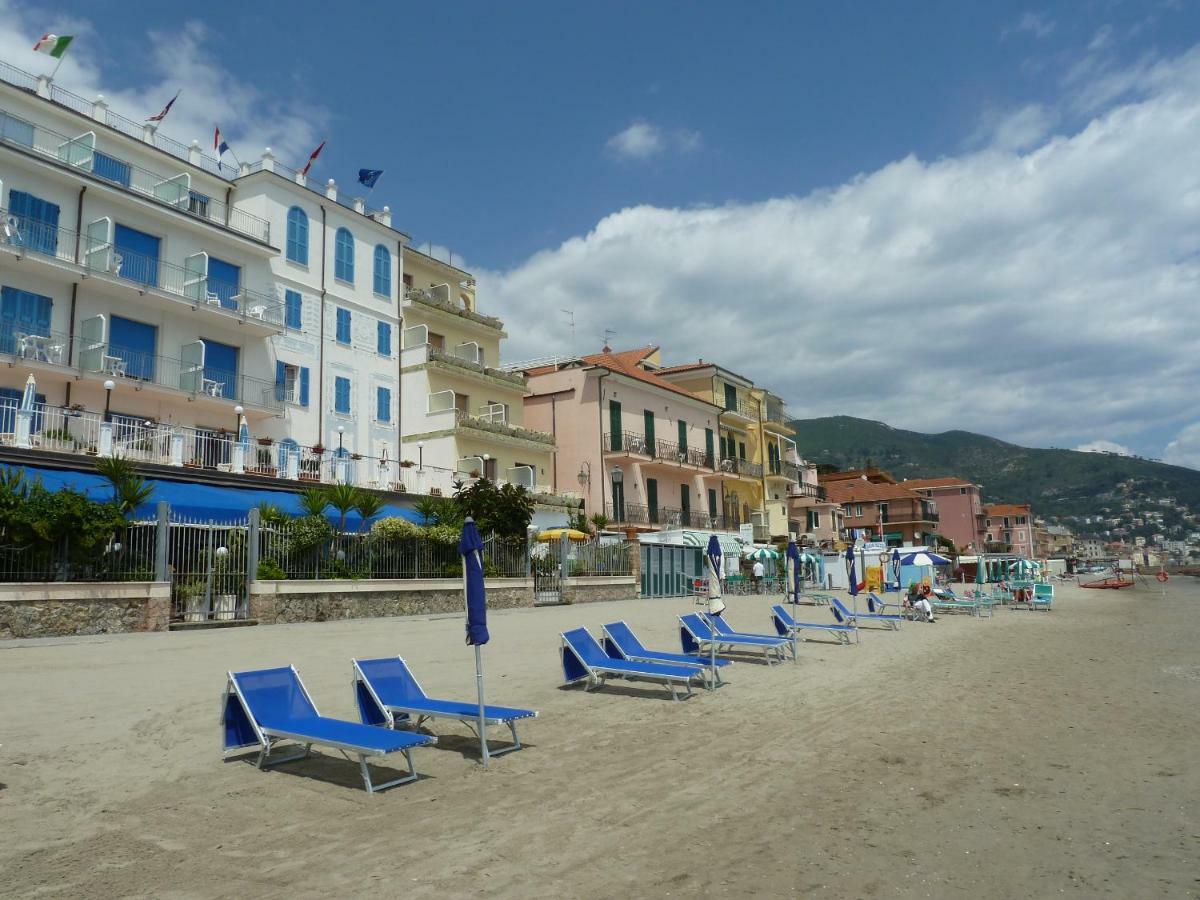 Hotel La Balnearia Alassio Esterno foto
